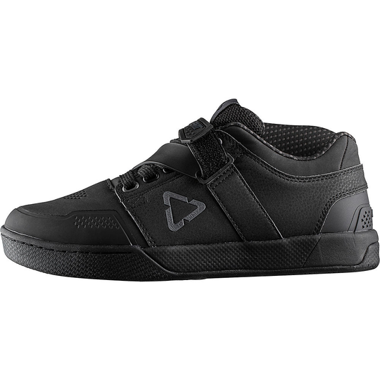 Leatt DBX 4.0 Clipless Shoes - UK 9} - Black, Black