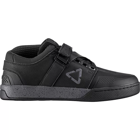 Leatt 4.0 Clipless Pedal Shoe 2023 - UK 6.5} - Black, Black