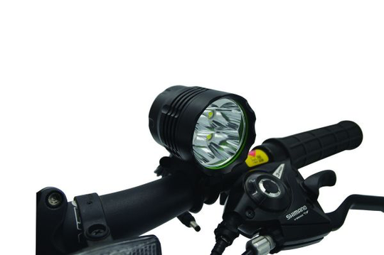 Halo Omega 2500lm valaisin