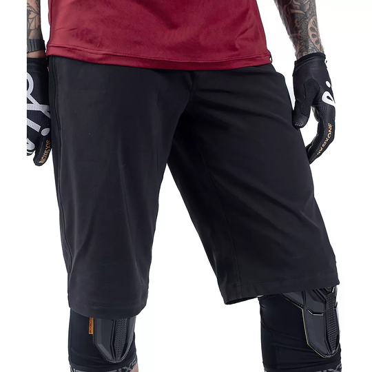 Nukeproof Outland Shorts - M} - Black, Black